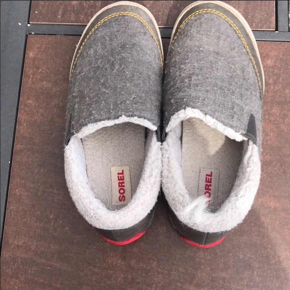sorel snow slip ons